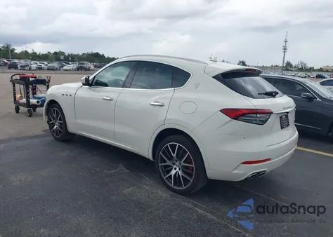 2022 Maserati Levante Gt из США, поврежденный, VIN ZN661XUA1NX394673
